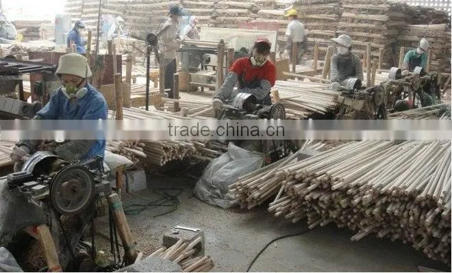 Short delivery day wooden handle for grass broom