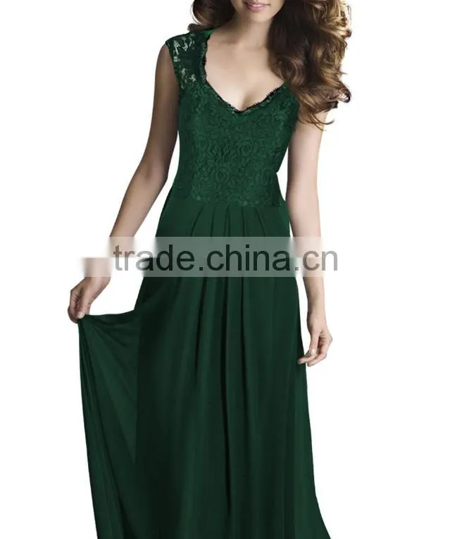 The new lace dress European sleeveless hollow sexy halter dress