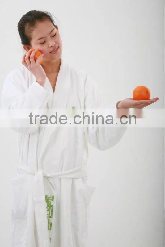 Solid colour terry bathrobe