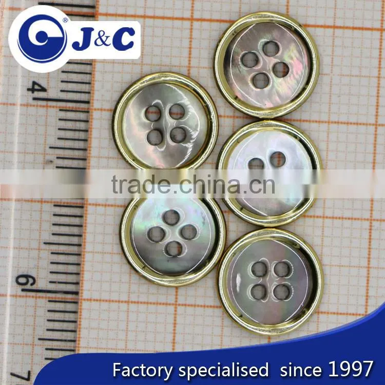 2015 fashion Manufacture electroplate black MOP shell button