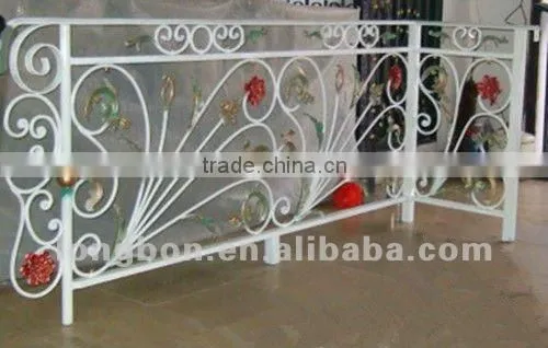 2014 Top-selling modern metal balcony railing