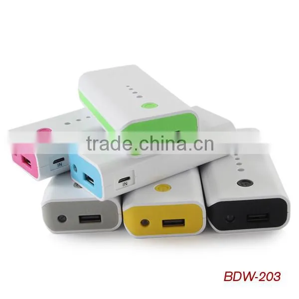 Universal Mini Power Bank 5600mAh with CE and ROHS Certification