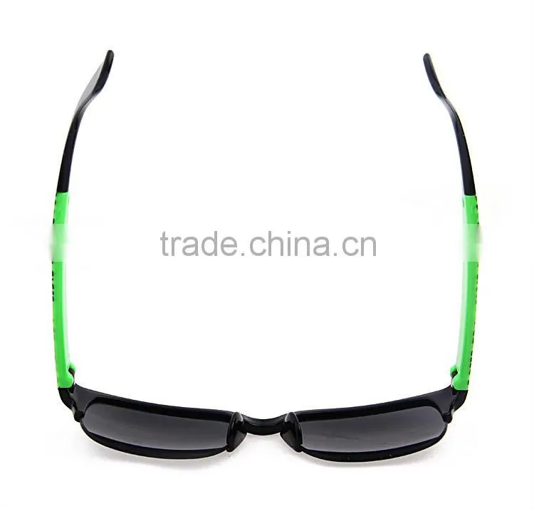 2013 assorted colored sunglasses