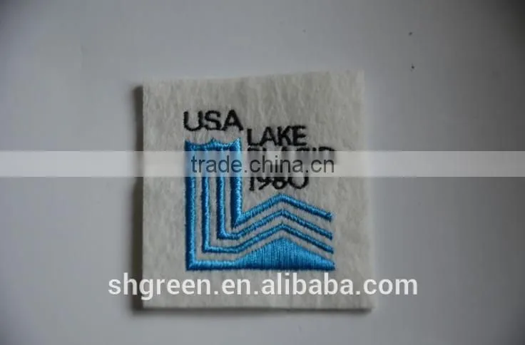 Uniform shoulder embroidery emblem with gold metallic thread