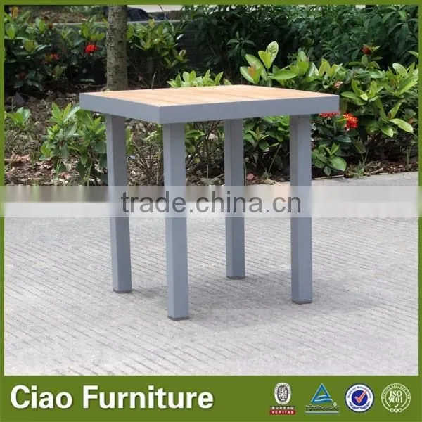 Plastic wood top outdoor end table for sun lounger