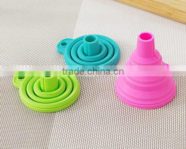 hot selling Colorful Silicone Foldable Funnel rubber foldable funnel