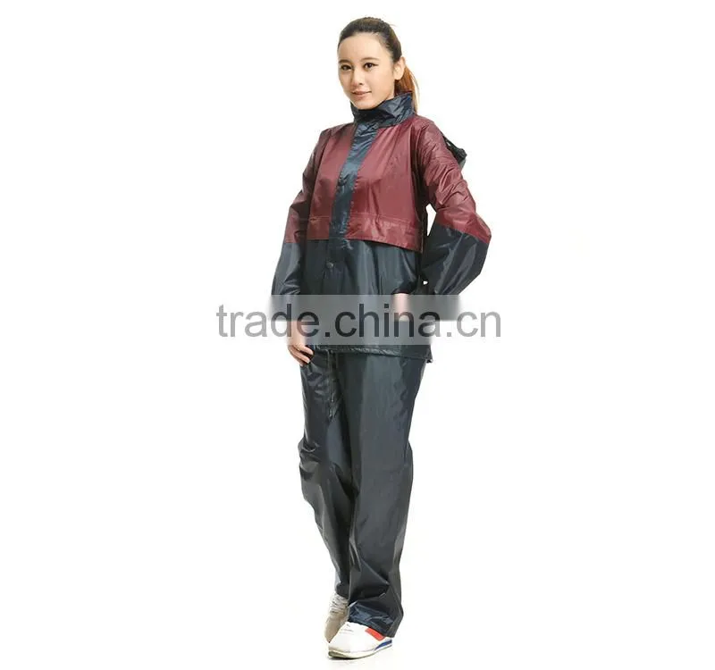 Hot selling portable women in polyester rain coat