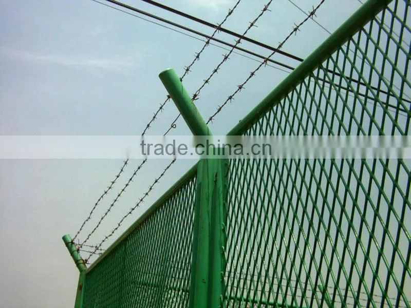 pvc coated barbed wire with good quality