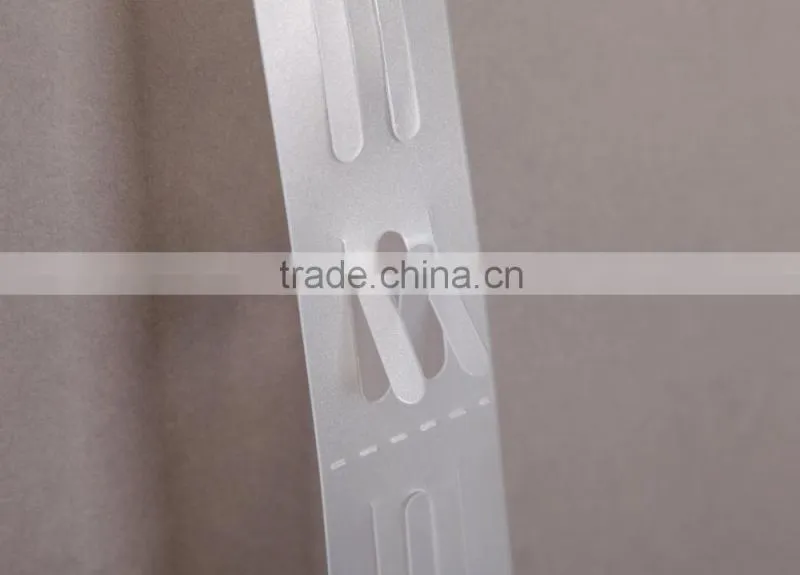 Shelf Strip with Clip