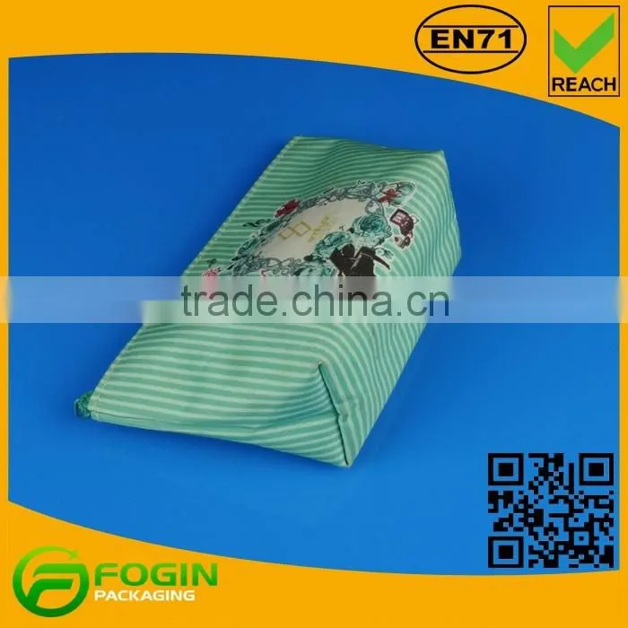 green custom zipper bag cosmetic