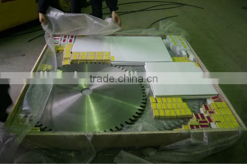 Diamond granite cutting segment
