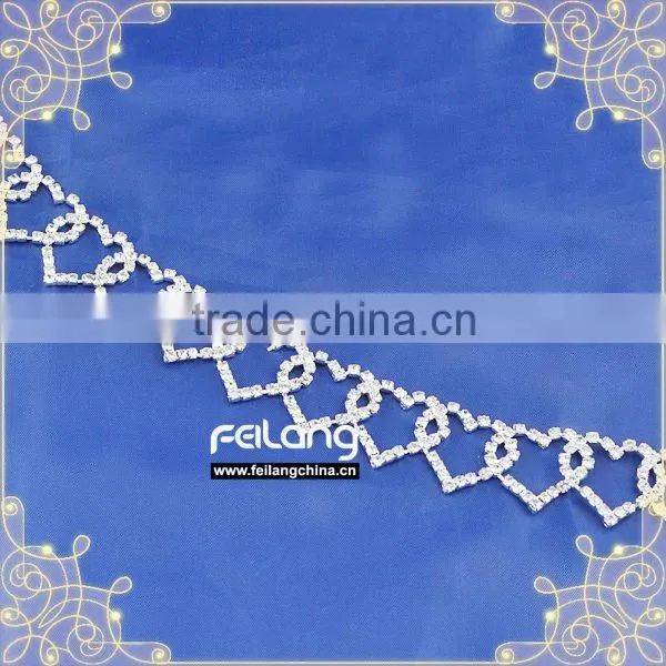 Feilang heart to heart fashion design heart shaped rhinestone cup chain