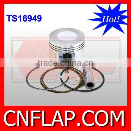 Chainsaw piston