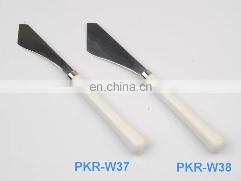 White Round Wooden Handle Palette Knife