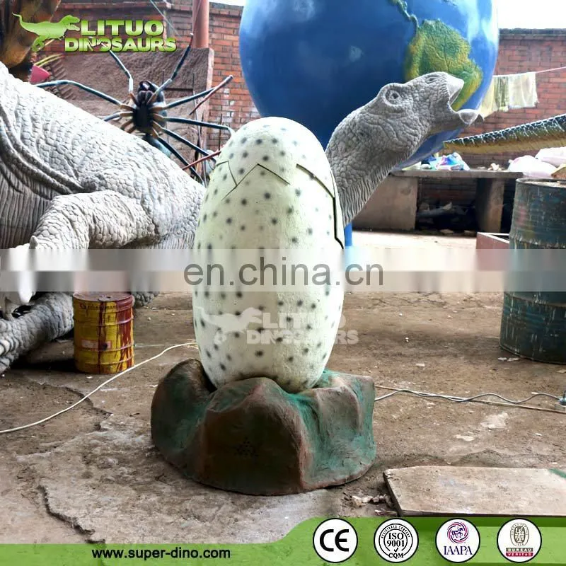 Realistic Dinosaur Hatching Eggs for Park Decoration