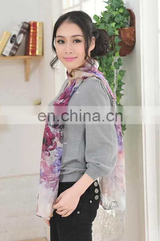 2013 Custom Design Digital Printed Silk Scarf