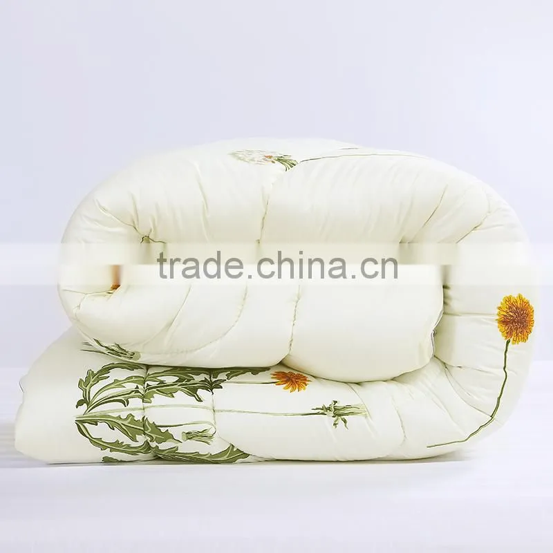 China wholesale polyester cotton microfibre super super king size down comforters made in China