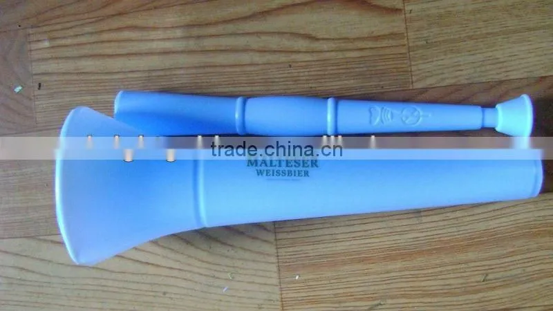 Plastic party blow horn