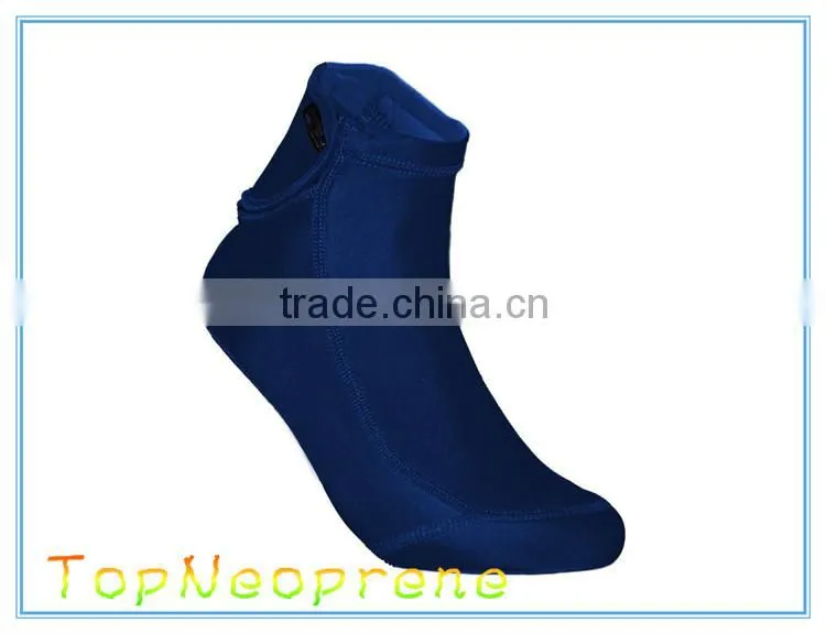 Neoprene lycra beach volleyball socks neoprene lycra beach soccer socks