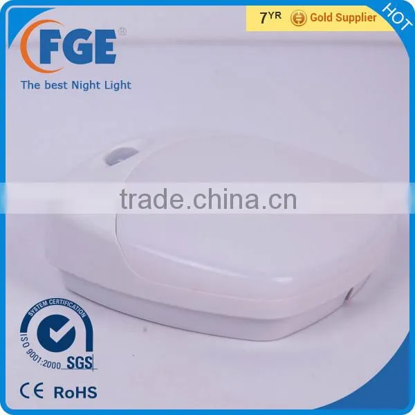 Battery powered motion hallway entrance sensor LED night light