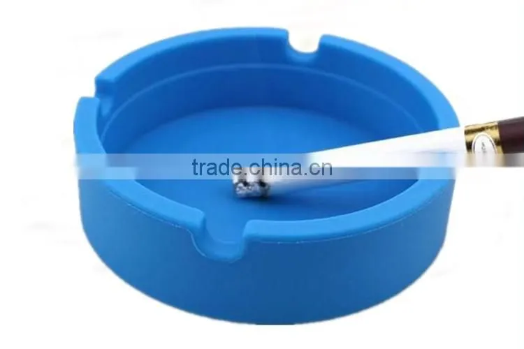 High quality round silicone ashtray , personalized silicone pocket ashtray