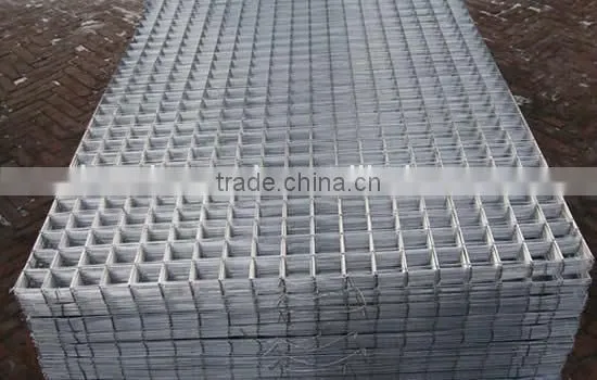 welded wire mesh fence panels in 6 gauge.