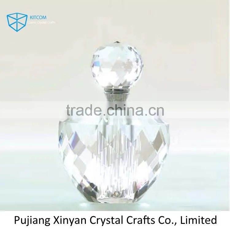 New products custom design crystal empty perfume bottle with reasonable price