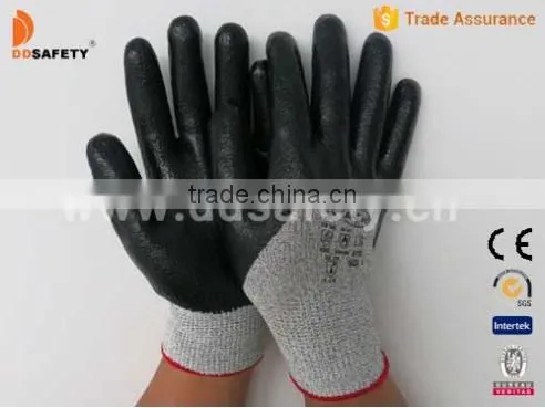 DDSAFETY High Performance Polyethylene Fibers Glass Knitted Liner Black Nitrile Fully Coated Cut Resistant Safety Gloves