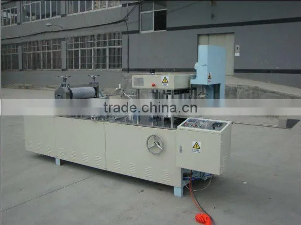 Full automatic napkin paper embossing folding machine