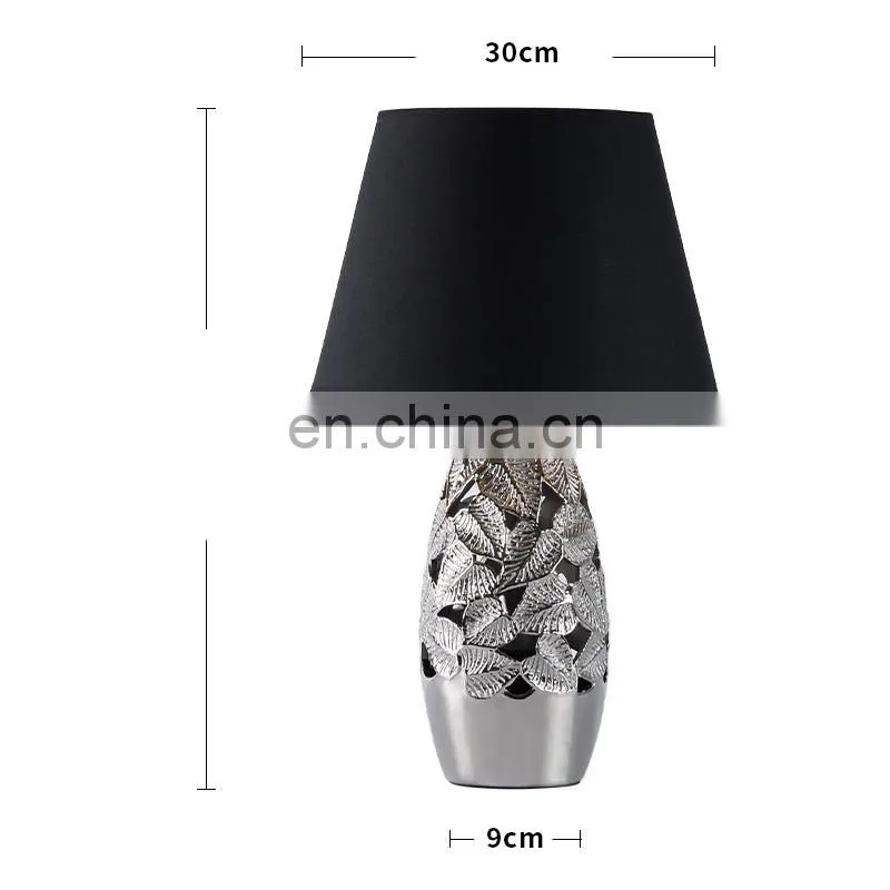 ceramic home decoration new design of flower pattern table lamp made in China