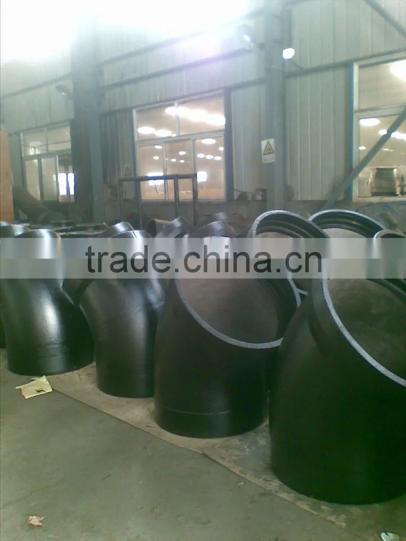 Double socket elbow pipe fitting