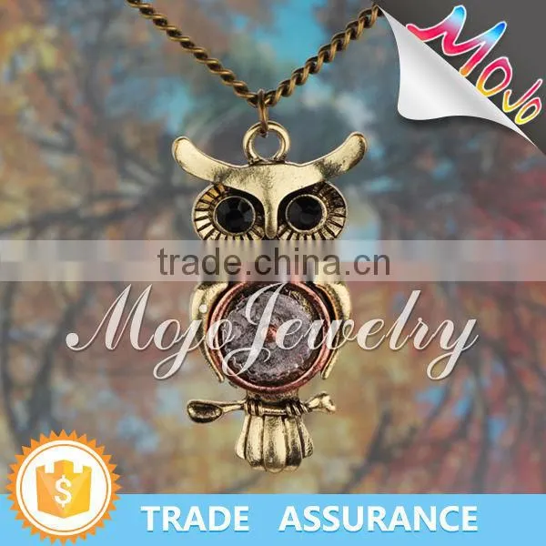 Yiwu Market Best Selling Cute Steampunk Owl Clock Shaped Necklaces
