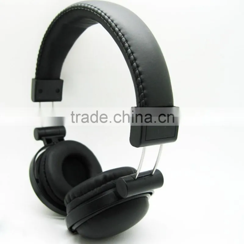 Fashion earmuff headphone for mobile phone