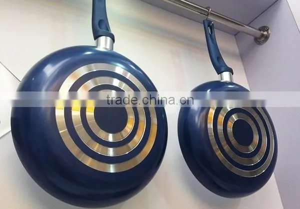 CD bottom spiral bottom