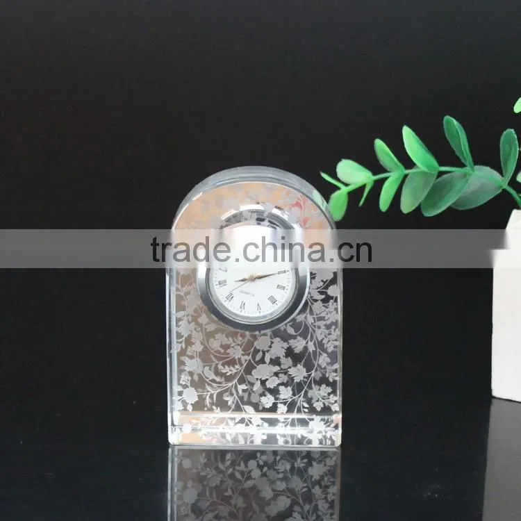 Small crystal decorative desktop clock