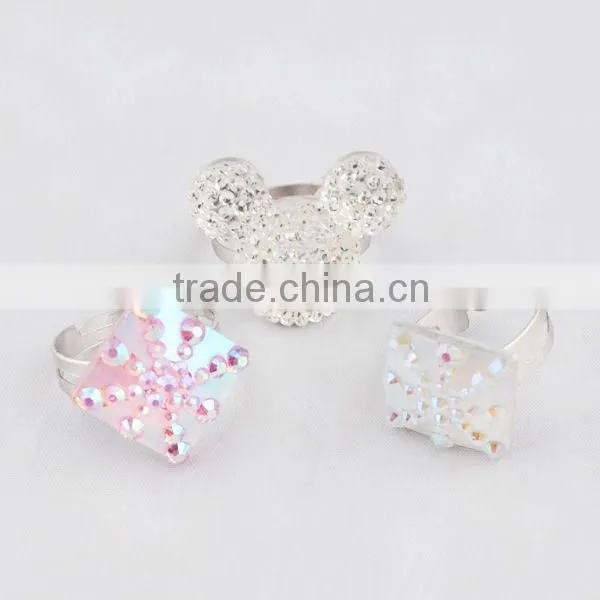 Feilang brand wholesale flower shape green resin crystal for decoration