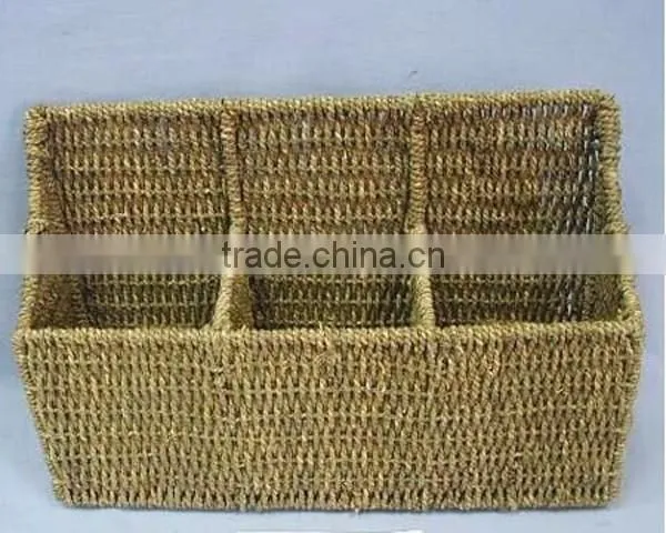 Accessories hanging basket