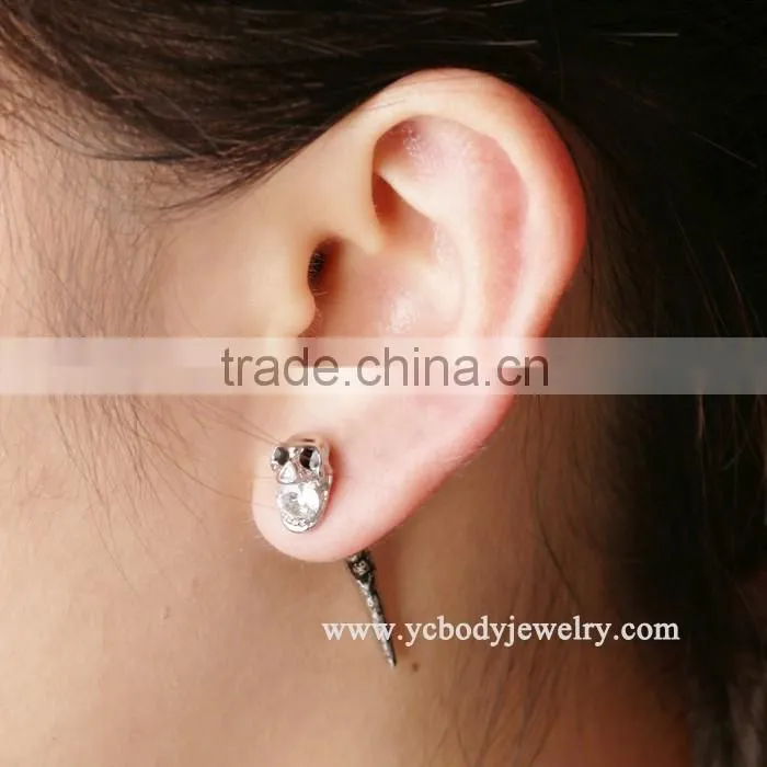 Mens earring Gothic style Single gem in skull ear piercing spike