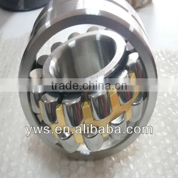 190*400*132mm Spherical roller Bearing 22338CC/W33