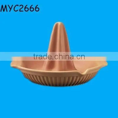 Terracotta pizza baker