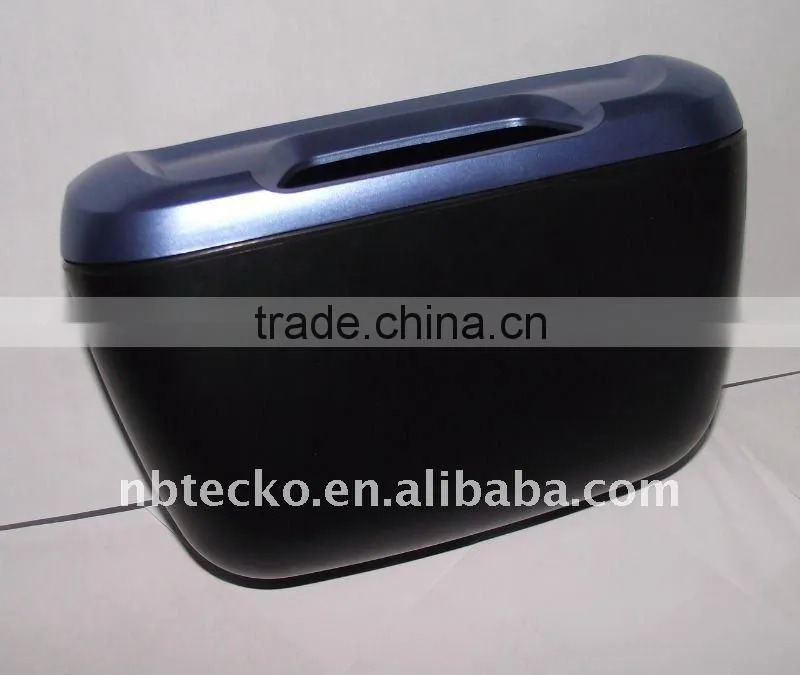 Plastic car trash bin