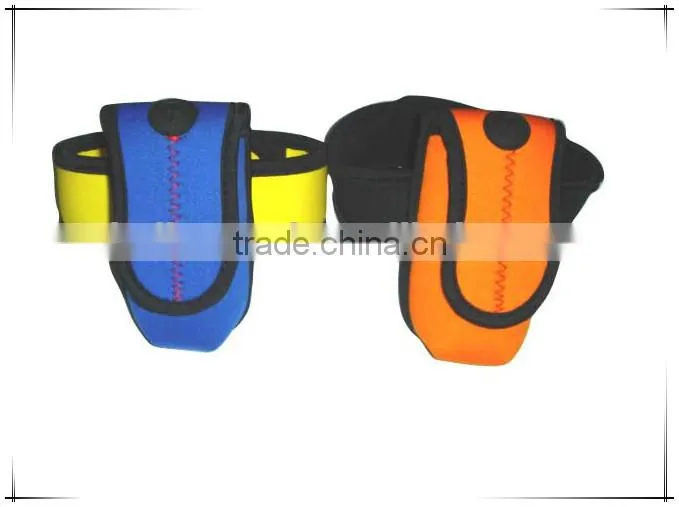 Armband with pressed PVC sticker