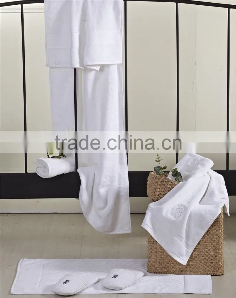Customized Hotel supplies white jacquard cotton bath towels manufacture