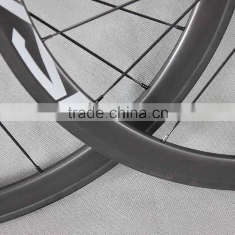 21mm width U shape 38mm carbon tubular wheels 700c road bike carbon wheelset 38T with titanium quick relese and brake pads