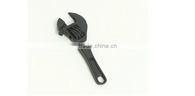 1 PC Creative Black Axe Hatchet Ear Stud Punk Style Men Women Piercing Stud Earring Fashion Jewelry