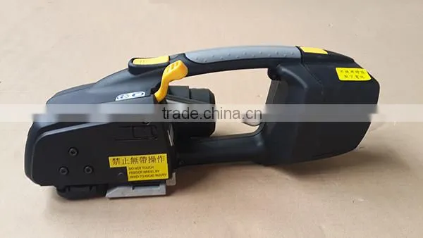 ZP 96 Automatic battery powered manual PET plastic strapping machine tools