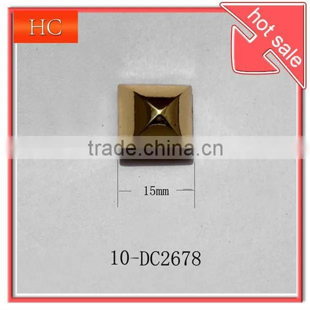 Hot 15mm pyramid rivet