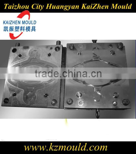 Plastic coat hanger mould
