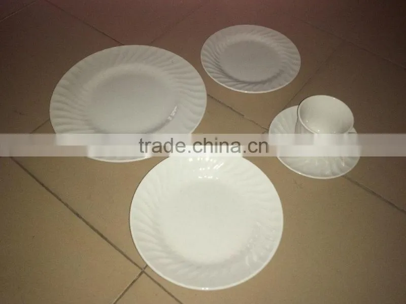 Customized Butterfly 16pcs 20pcs Elrgance Fine Porcelain Dinner Set