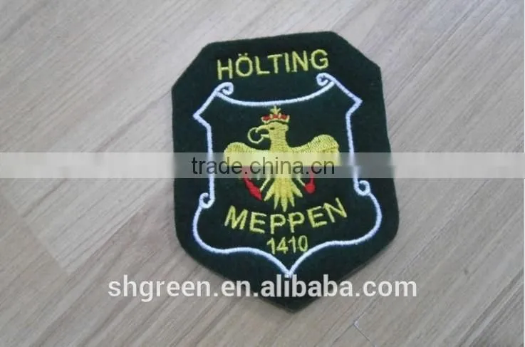 Uniform shoulder embroidery emblem with gold metallic thread